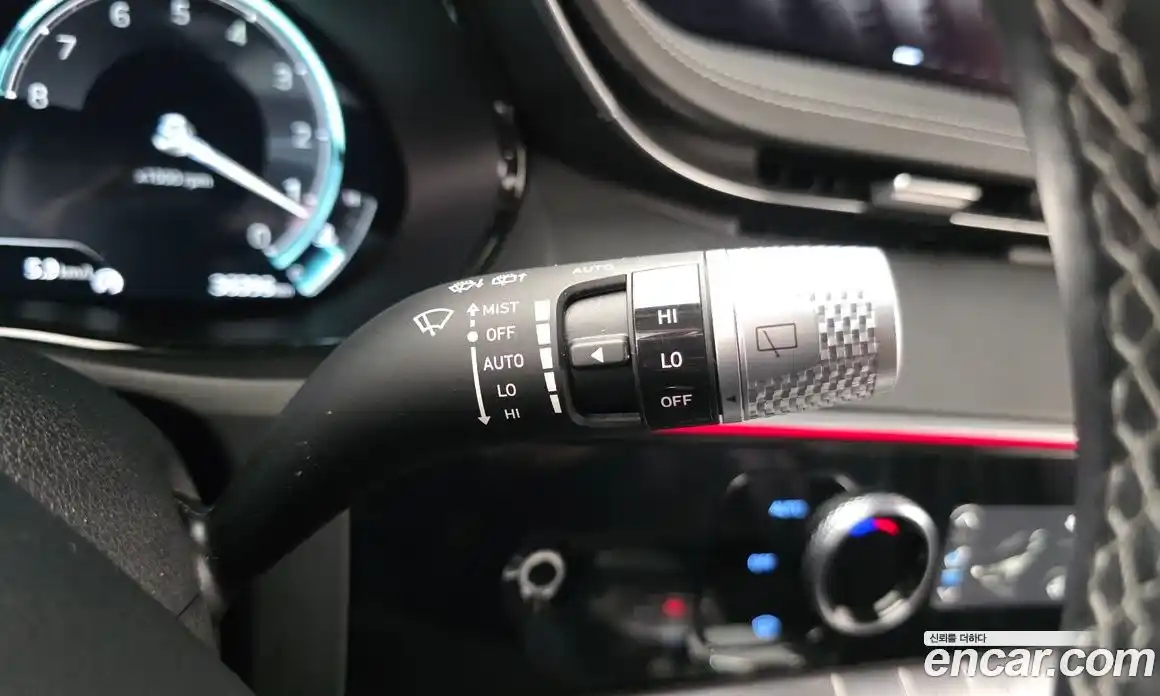 Genesis GV70 2021 3.5 автомат (гидро), фото 16