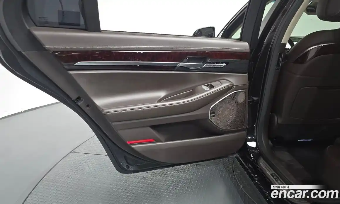 Genesis EQ900 2018 5.0 автомат (гидро), фото 15