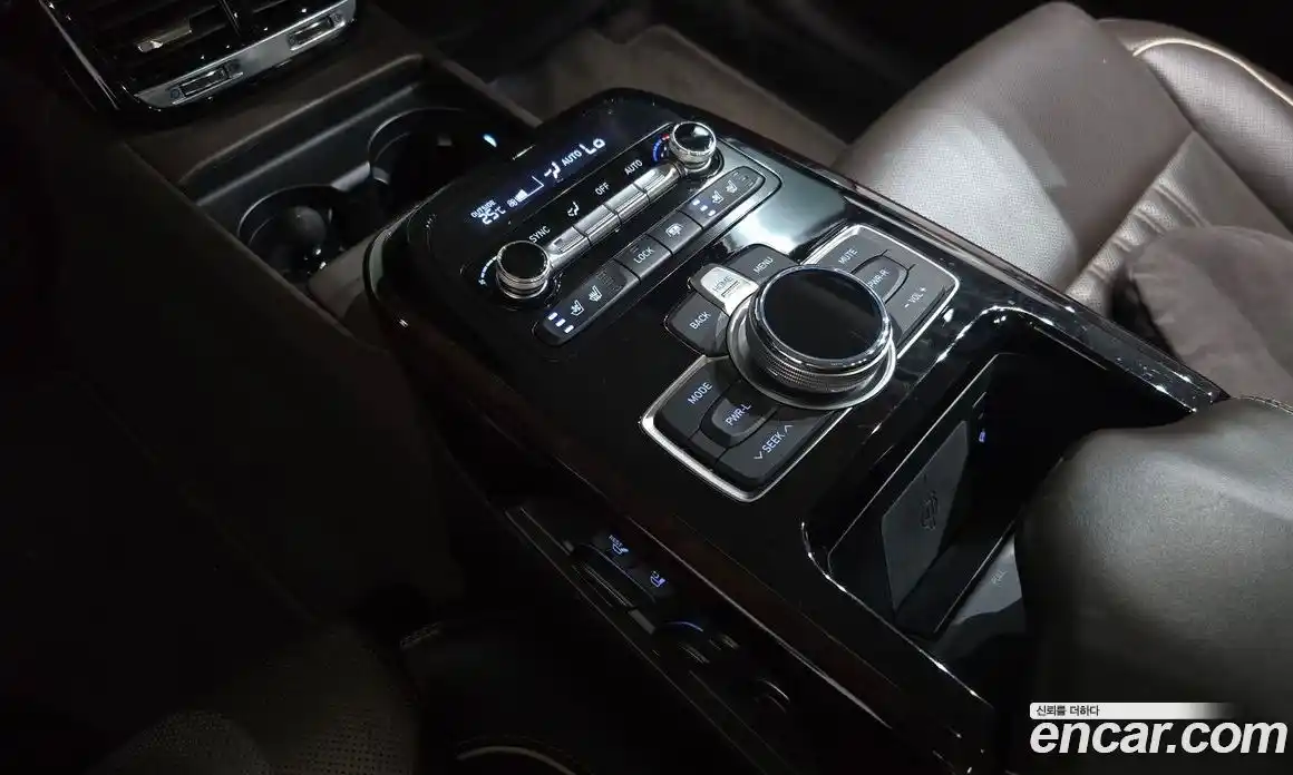 Genesis EQ900 2018 5.0 автомат (гидро), фото 24