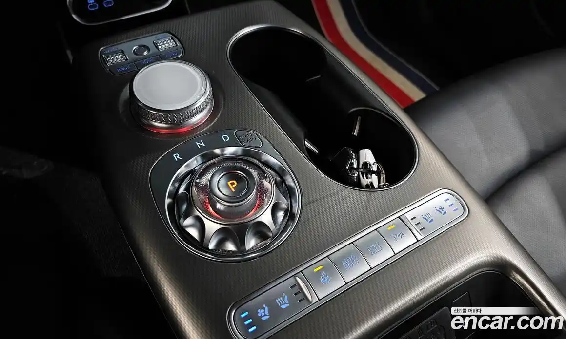 Genesis GV60 2022 0.1 автомат (гидро), фото 12