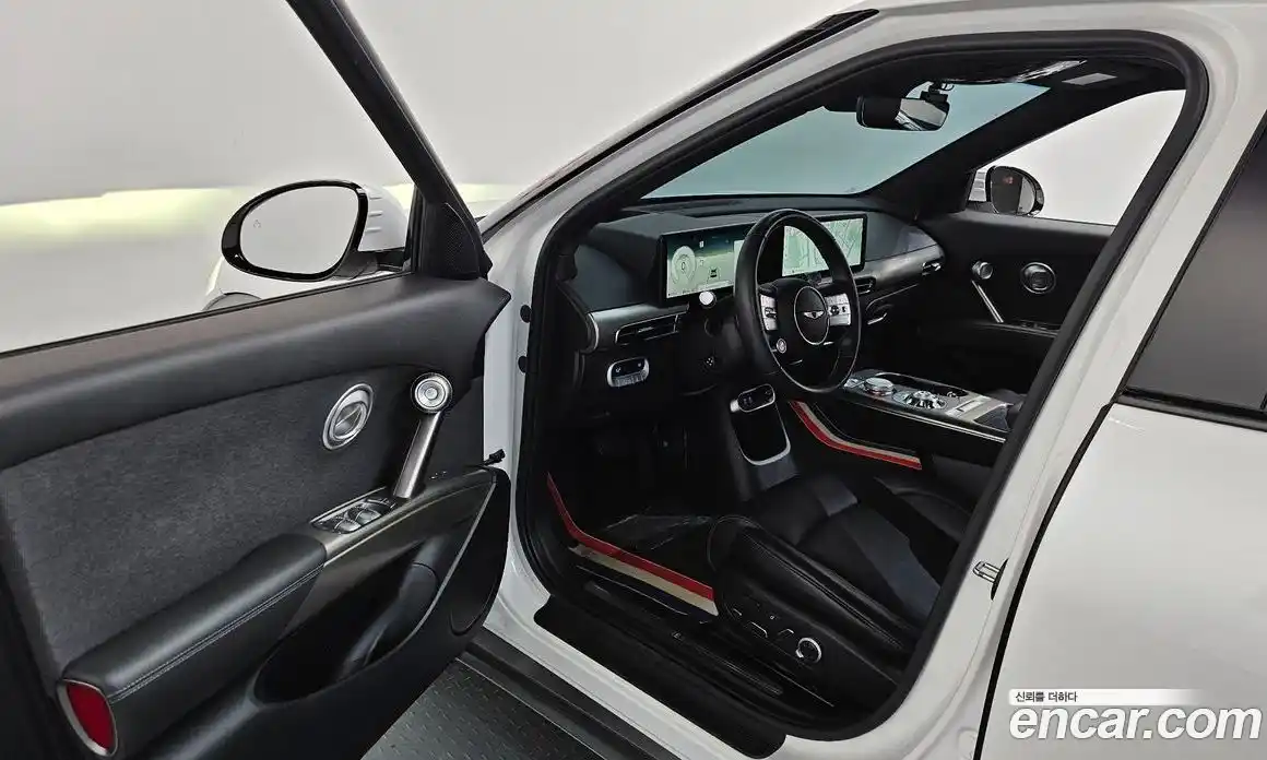 Genesis GV60 2022 0.1 автомат (гидро), фото 13