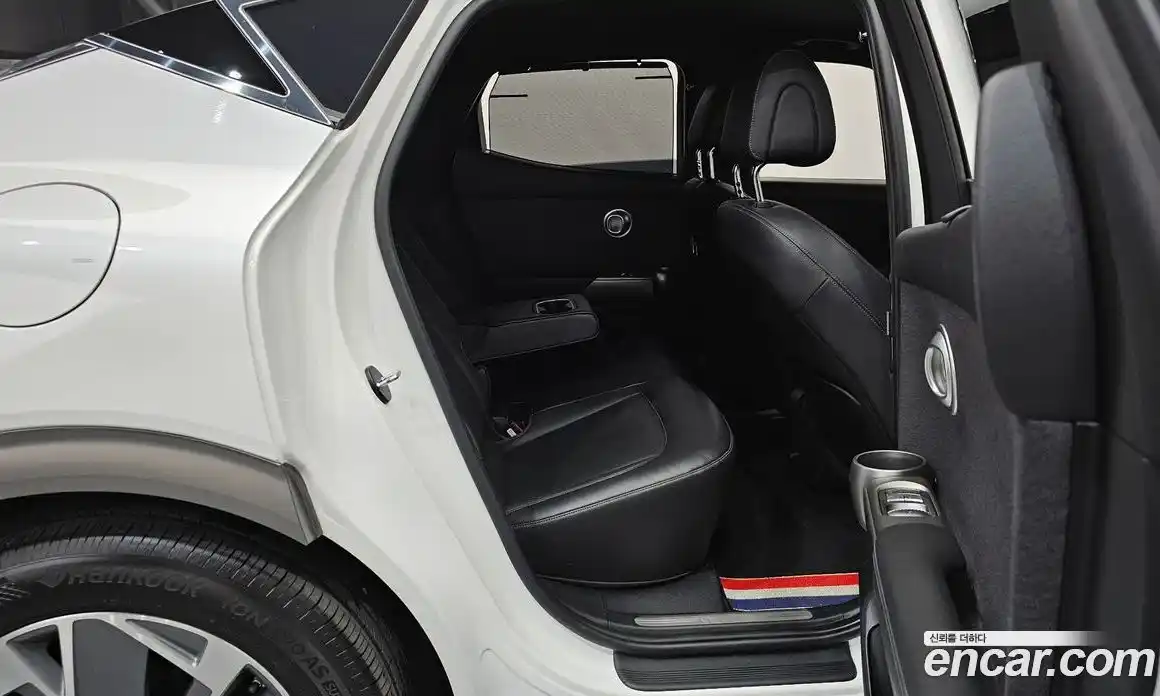 Genesis GV60 2022 0.1 автомат (гидро), фото 17