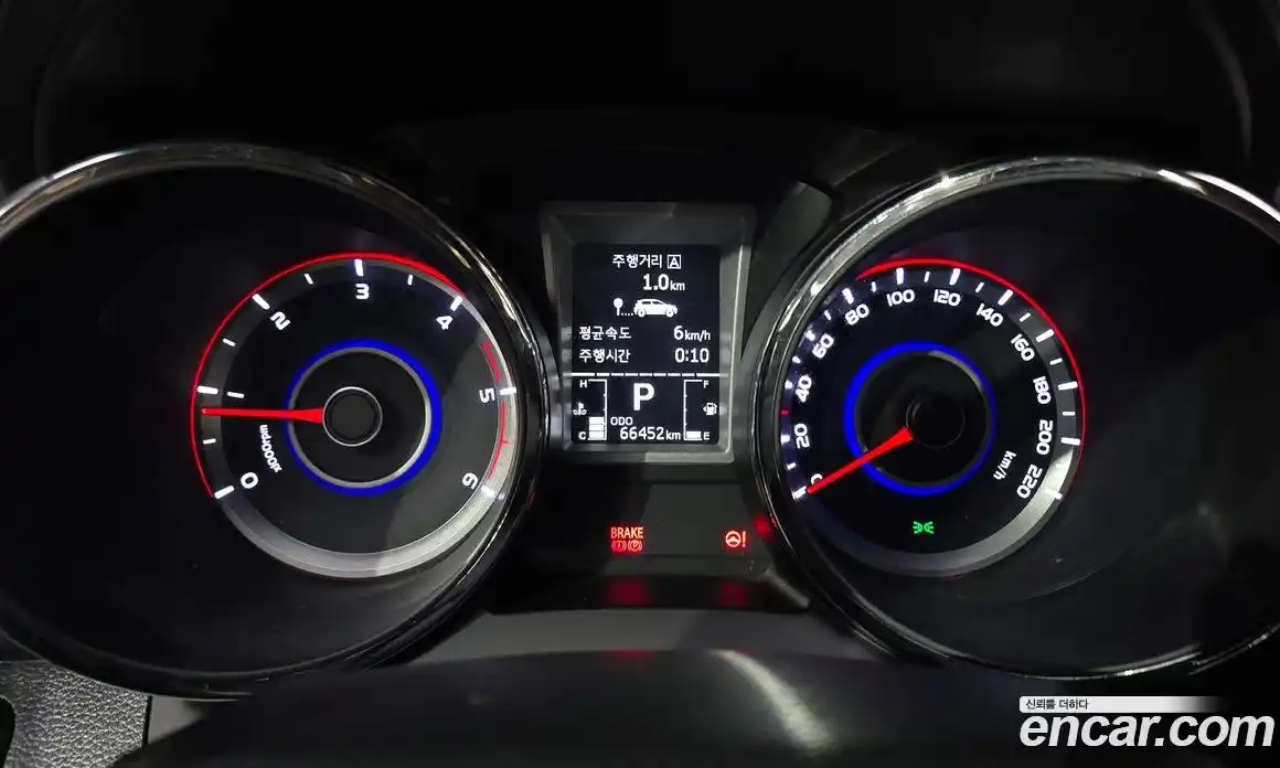 SsangYong TIBOLI 2016 1.6 автомат (гидро), фото 8