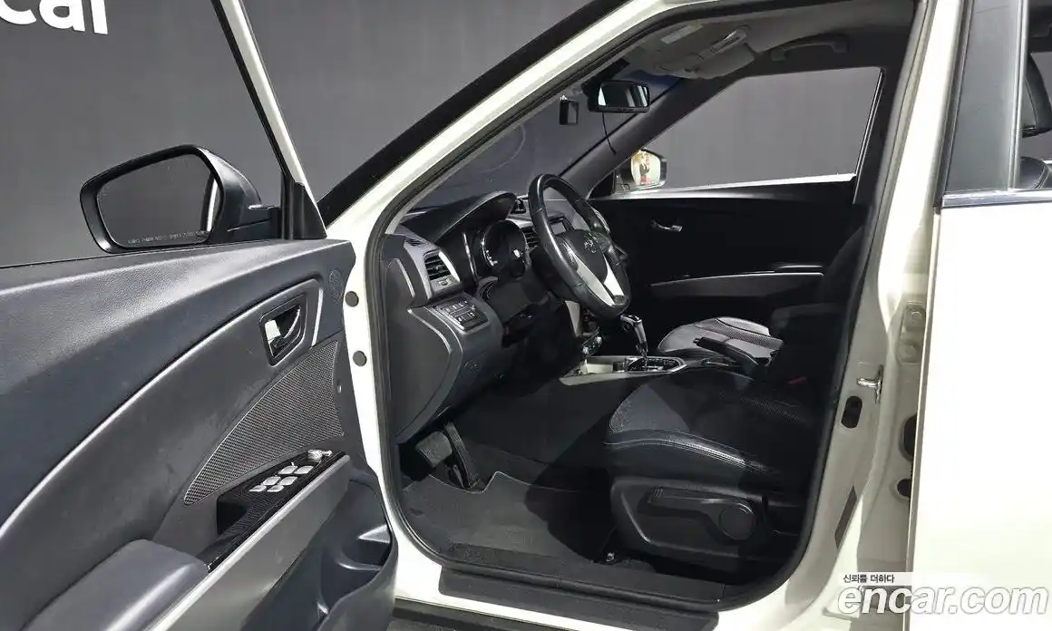 SsangYong TIBOLI 2016 1.6 автомат (гидро), фото 10