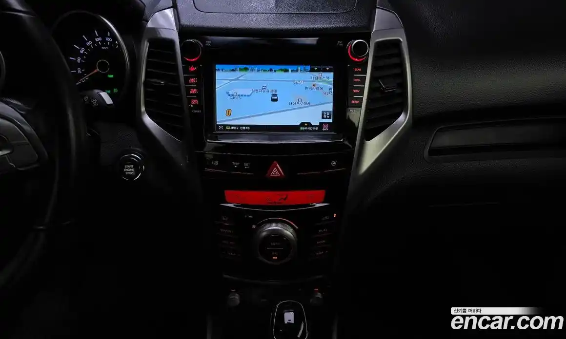 SsangYong TIBOLI 2016 1.6 автомат (гидро), фото 20