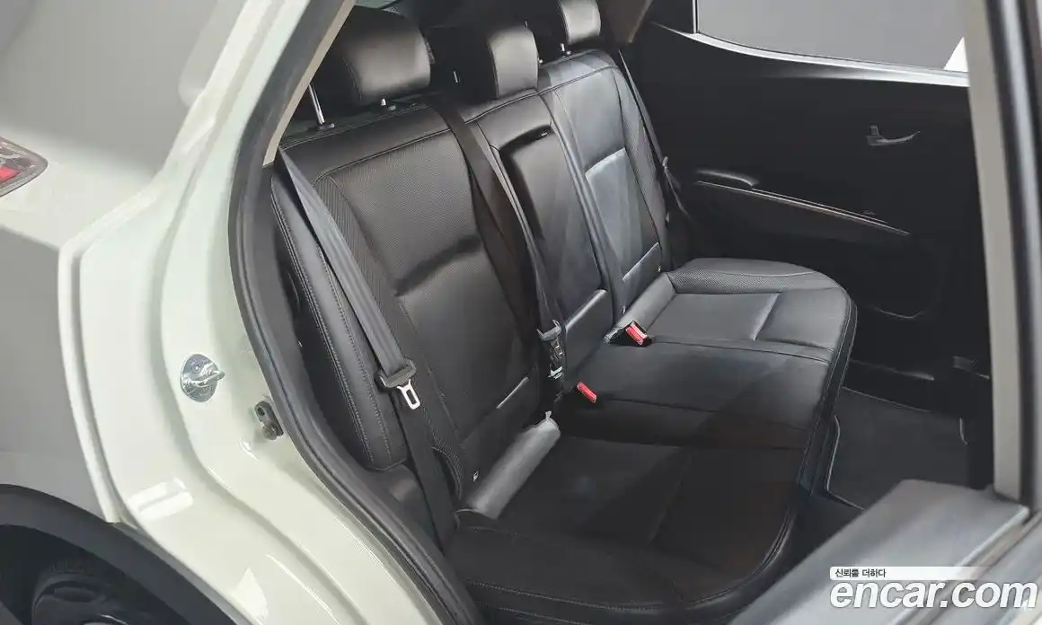 SsangYong TIBOLI 2020 1.6 автомат (гидро), фото 12