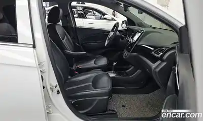 Chevrolet Spark 2021 1.0 автомат (гидро), миниатюра 11