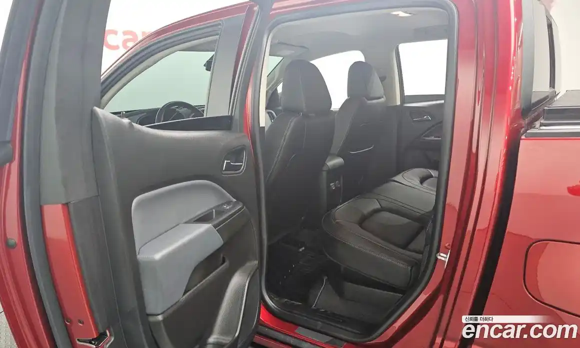 Chevrolet Colorado 2021 3.6 автомат (гидро), фото 17