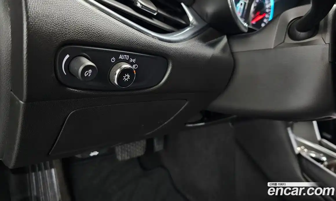 Chevrolet Malibu 2017 2.0 автомат (гидро), фото 14