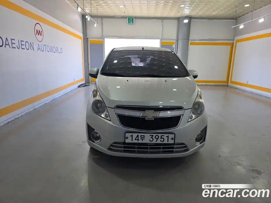 Chevrolet Spark 2012 1.0 гидро, фото 1