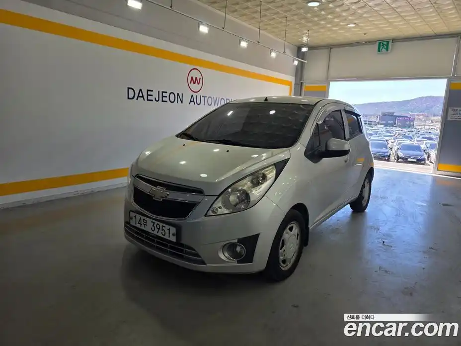 Chevrolet Spark 2012 1.0 гидро, фото 2
