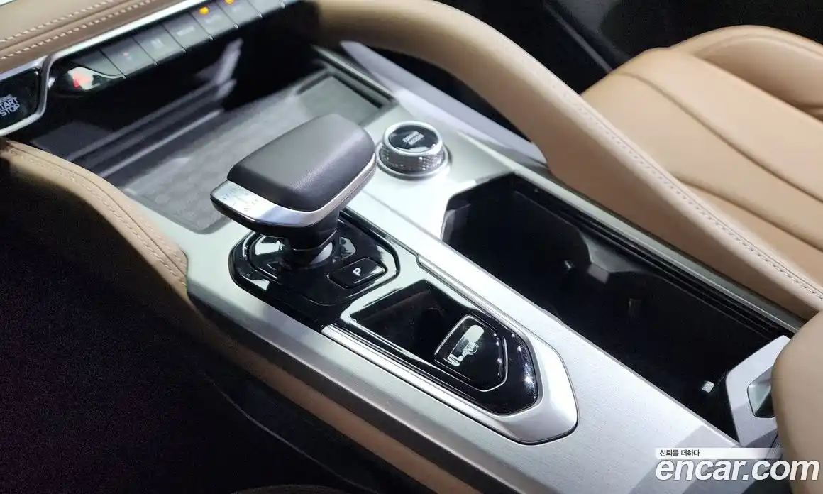 Renault Grand Koleos 2025 1.5 гидро, фото 11