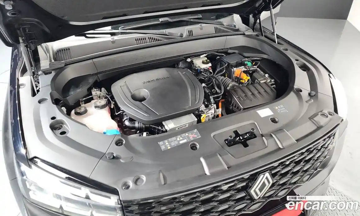 Renault Grand Koleos 2025 1.5 гидро, фото 5