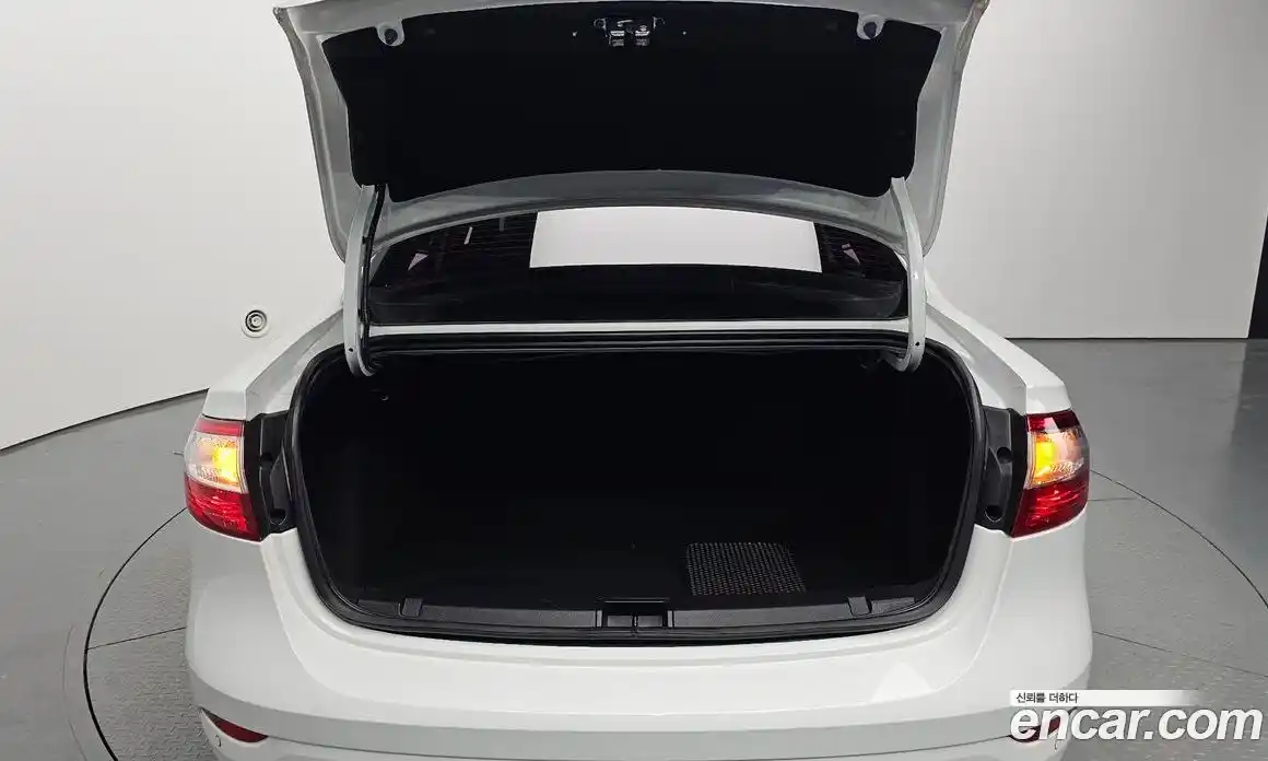 Renault SM3 2018 1.6 гидро, фото 26
