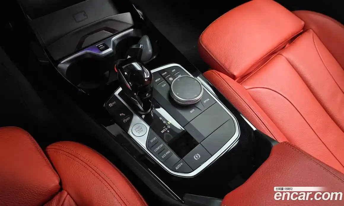 BMW 1 серия 2021 2.0 автомат (гидро), фото 12