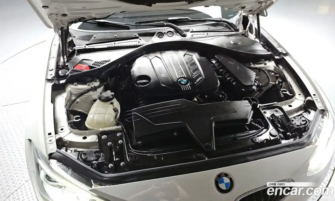 BMW 1 серия 2015 2.0 автомат (гидро), фото 6