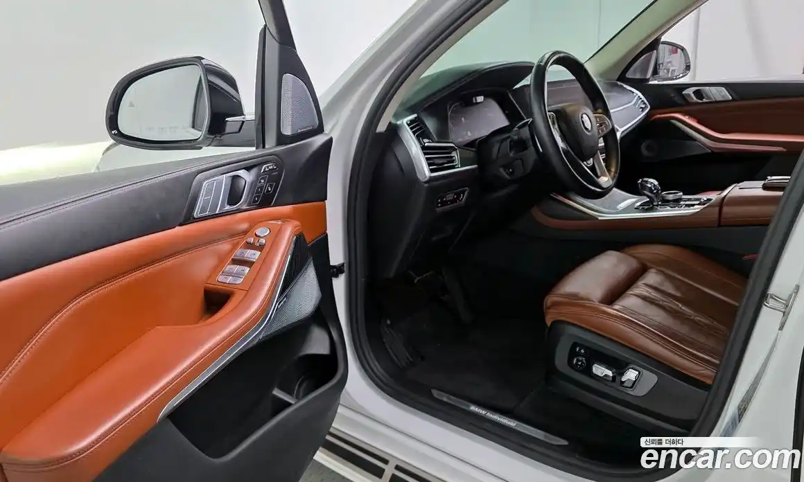 BMW X7 2021 3.0 автомат (гидро), фото 13