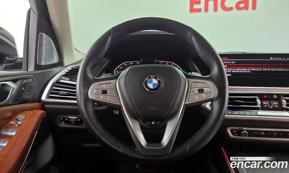 BMW X7 2021 3.0 автомат (гидро), фото 19