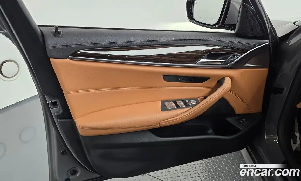 BMW 5 серия 2021 2.0 автомат (гидро), фото 14