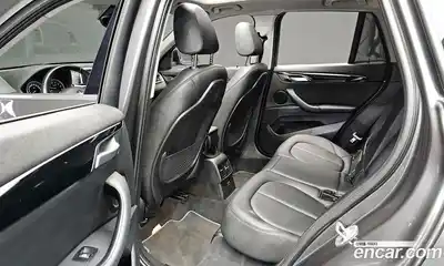 BMW X1 2022 2.0 автомат (гидро), миниатюра 11