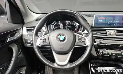 BMW X1 2022 2.0 автомат (гидро), миниатюра 12