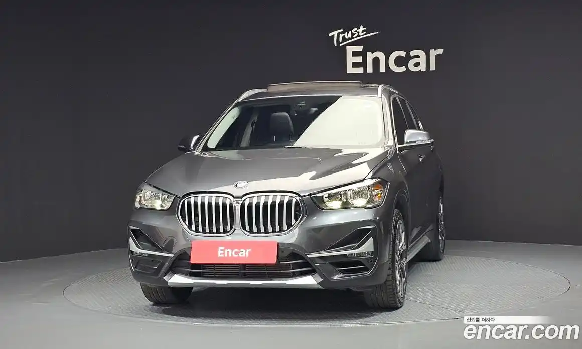 BMW X1 2022 2.0 автомат (гидро), фото 3