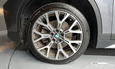 BMW X1 2022 2.0 автомат (гидро), миниатюра 5