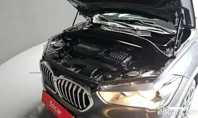 BMW X1 2022 2.0 автомат (гидро), миниатюра 6