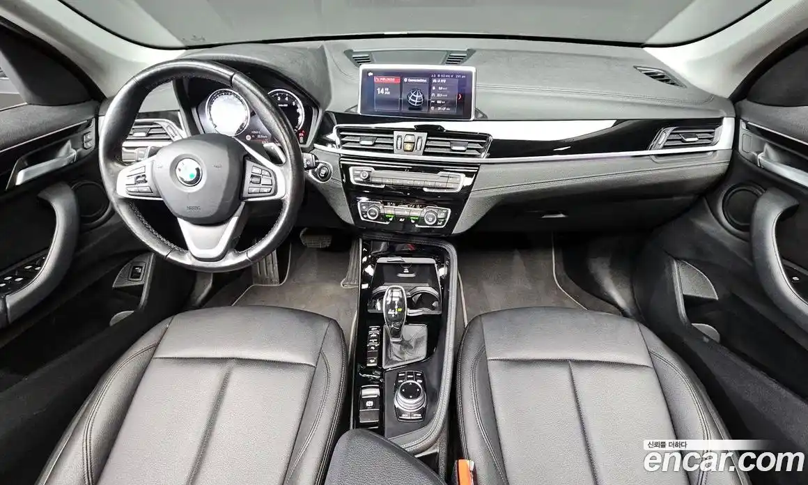 BMW X1 2022 2.0 автомат (гидро), фото 7