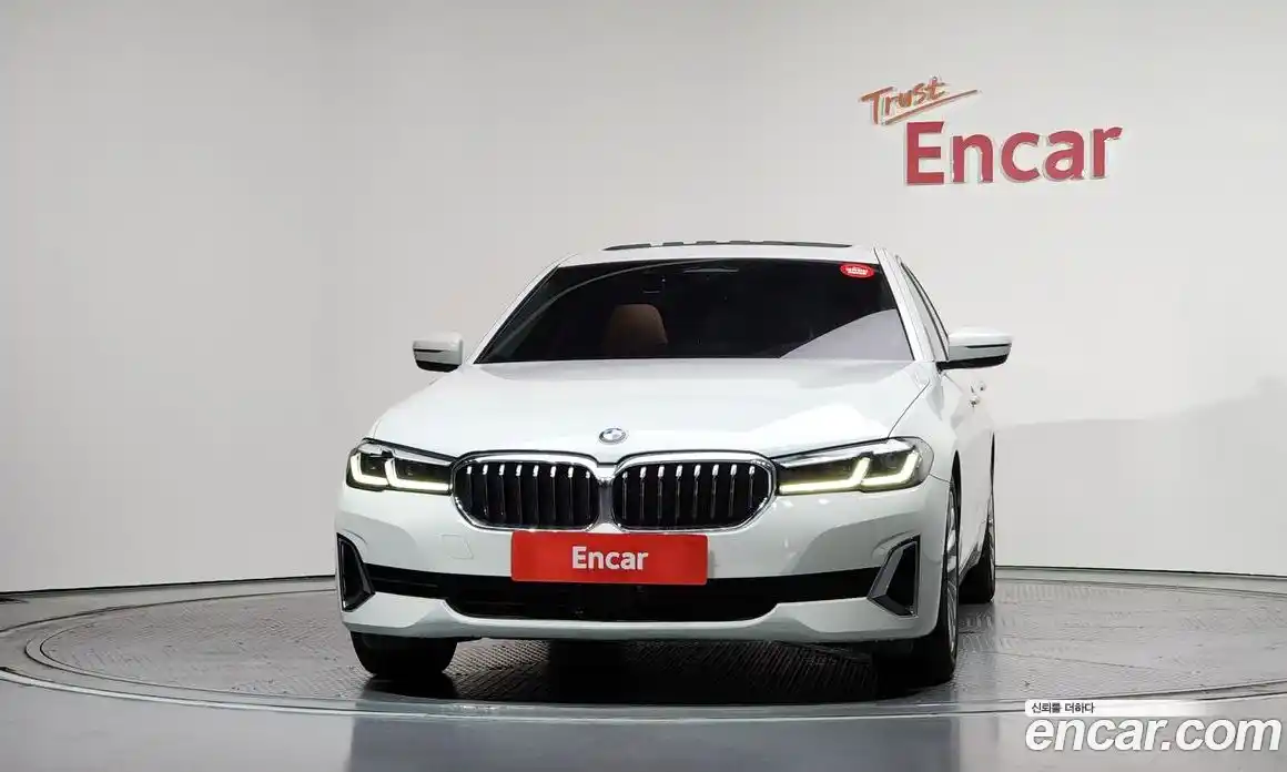 BMW 5 серия 2022 2.0 автомат (гидро), фото 3