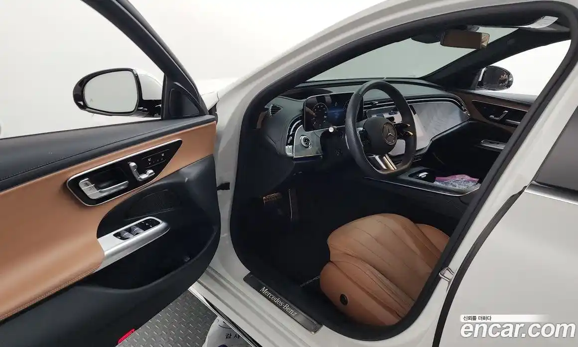Mercedes-Benz E-Class 2025 2.0 гидро, фото 13