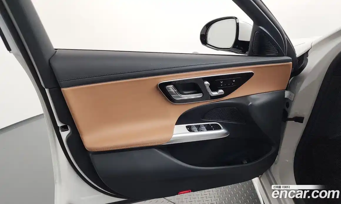 Mercedes-Benz E-Class 2025 2.0 гидро, фото 14