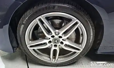 Mercedes-Benz E-Class 2017 1.9 автомат (гидро), миниатюра 5