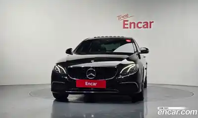 Mercedes-Benz E-Class 2020 2.0 автомат (гидро), миниатюра 3