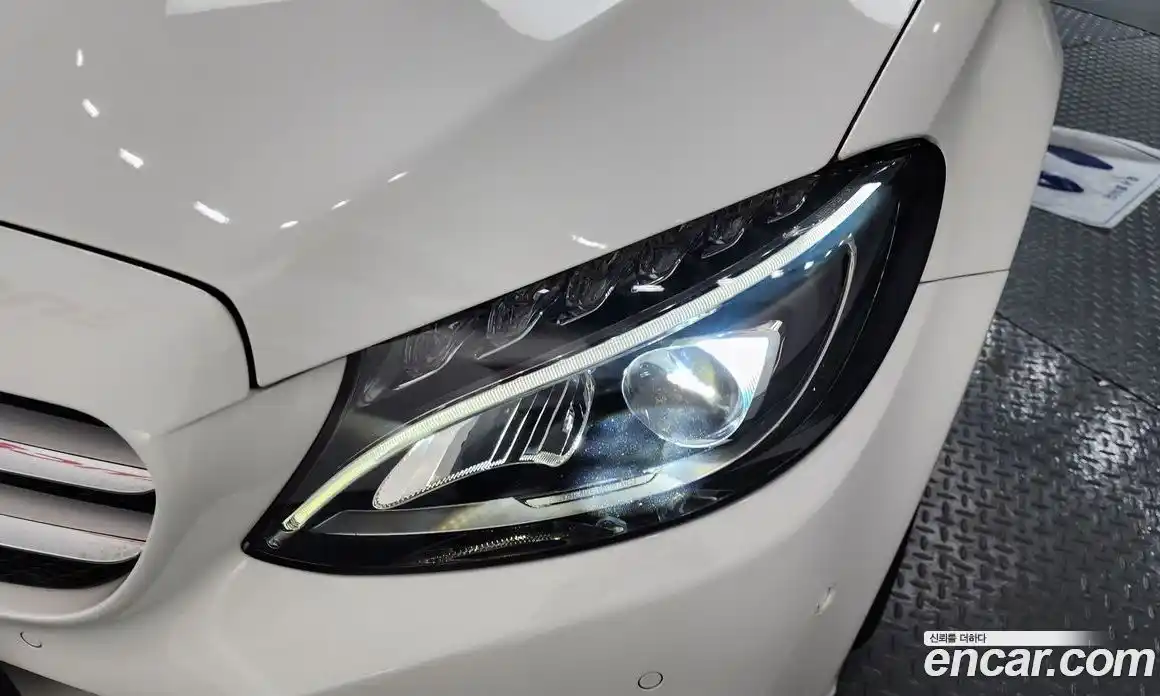 Mercedes-Benz C-Class 2017 2.1 гидро, фото 7 Mercedes-Benz C-Class 2017 2.1 гидро, фото 7