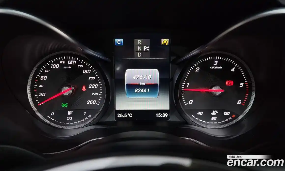 Mercedes-Benz C-Class 2017 2.1 гидро, фото 10 Mercedes-Benz C-Class 2017 2.1 гидро, фото 10