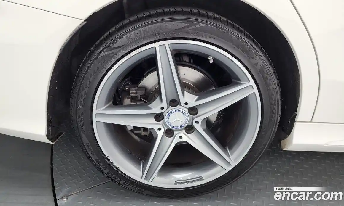 Mercedes-Benz C-Class 2016 2.0 автомат (гидро), фото 5