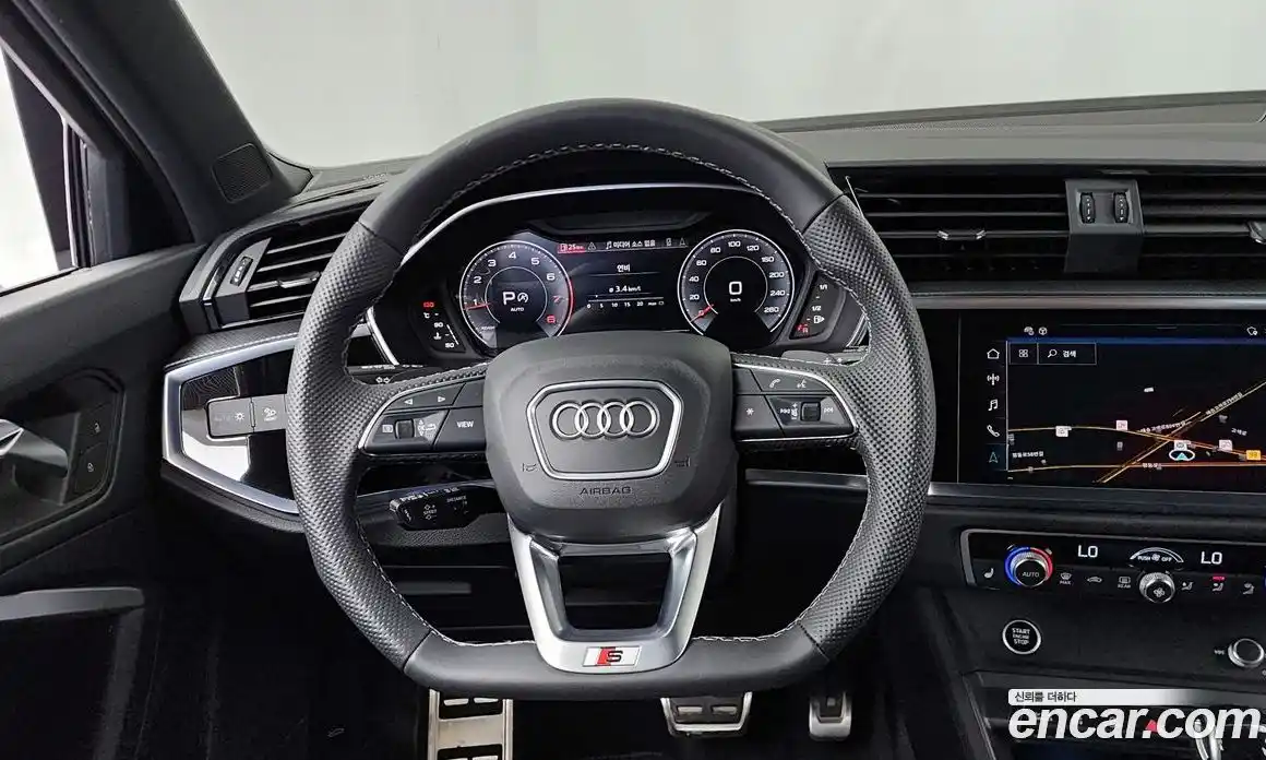 Audi Q3 2025 2.0 автомат (гидро), фото 19