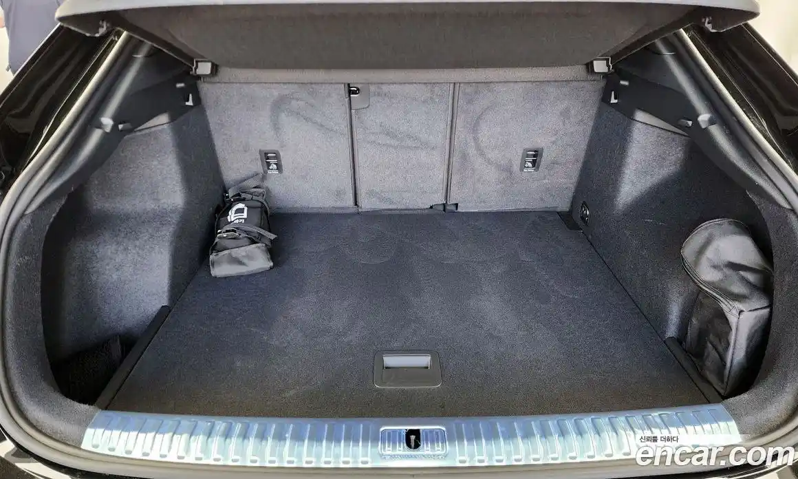 Audi Q3 2025 2.0 автомат (гидро), фото 26