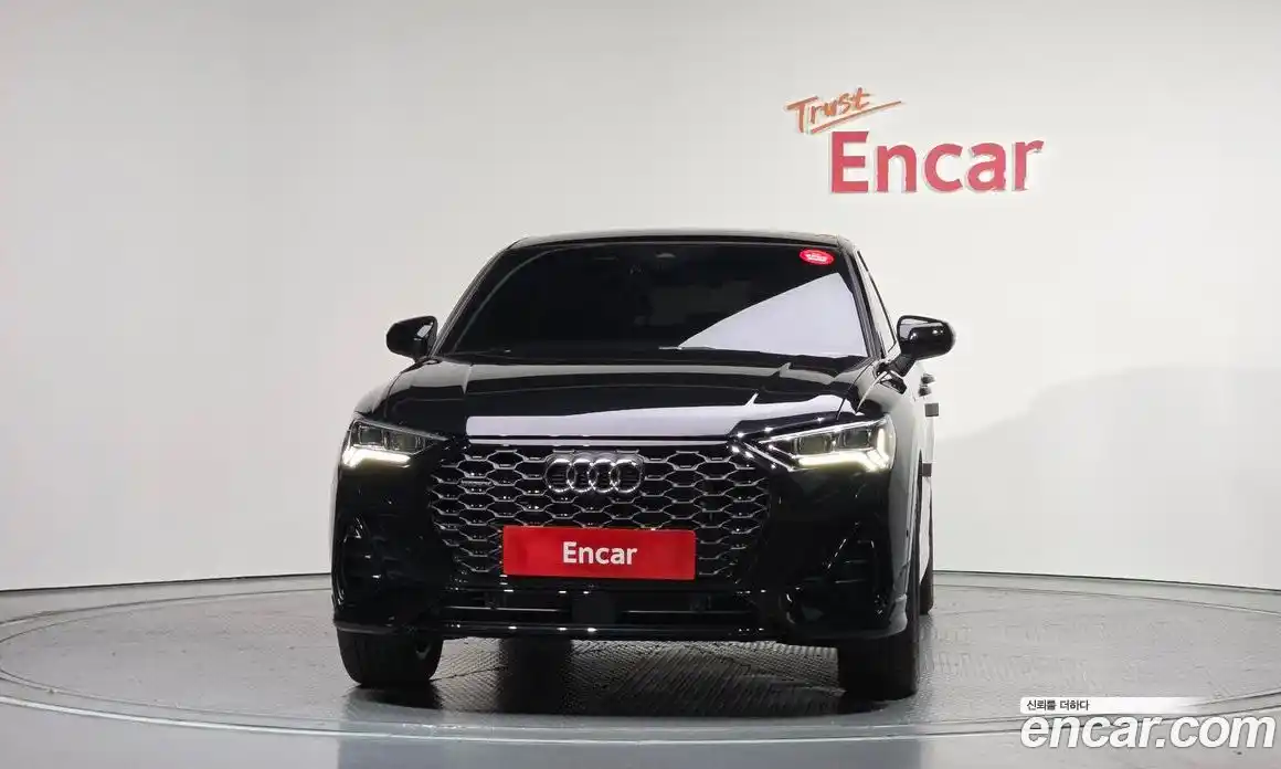 Audi Q3 2025 2.0 автомат (гидро), фото 3