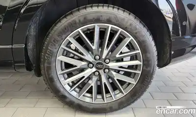 Audi Q3 2025 2.0 автомат (гидро), миниатюра 7