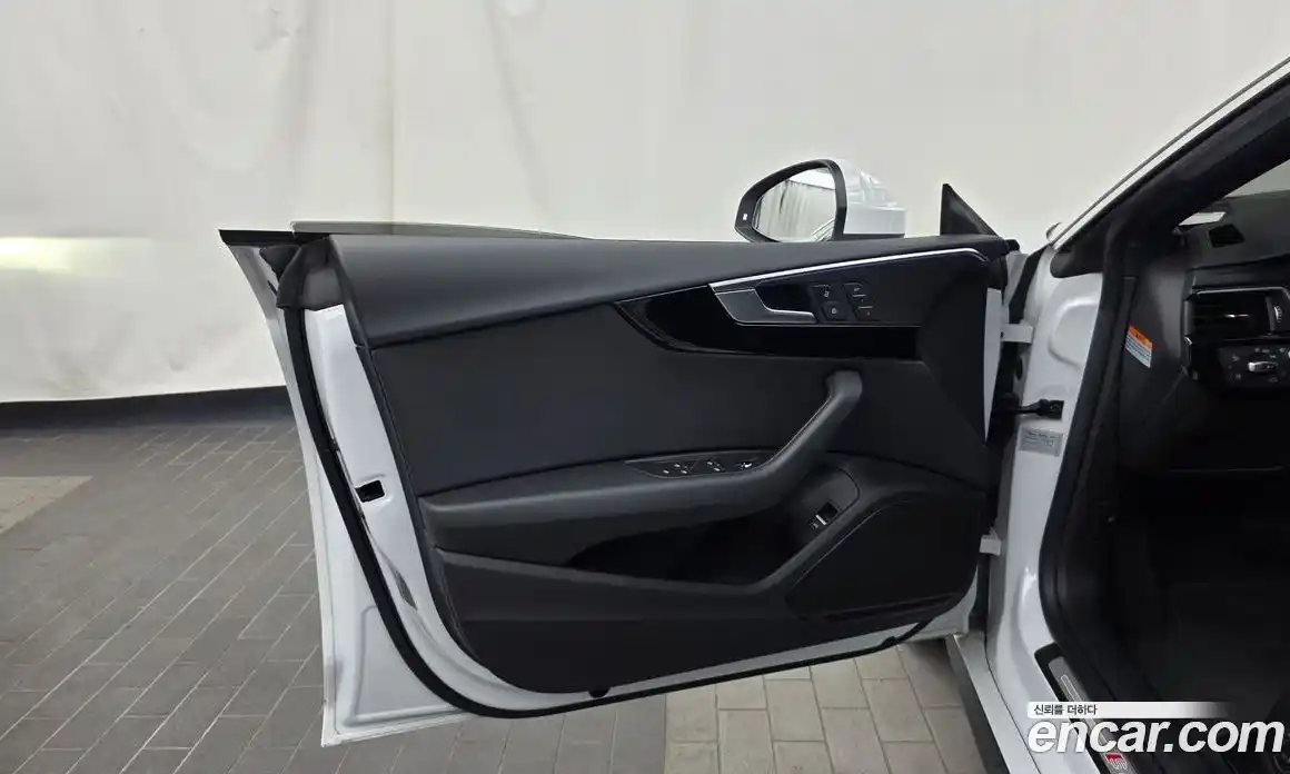 Audi A5 2019 2.0 автомат (гидро), фото 14