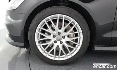 Audi A6 2018 2.0 автомат (гидро), миниатюра 5