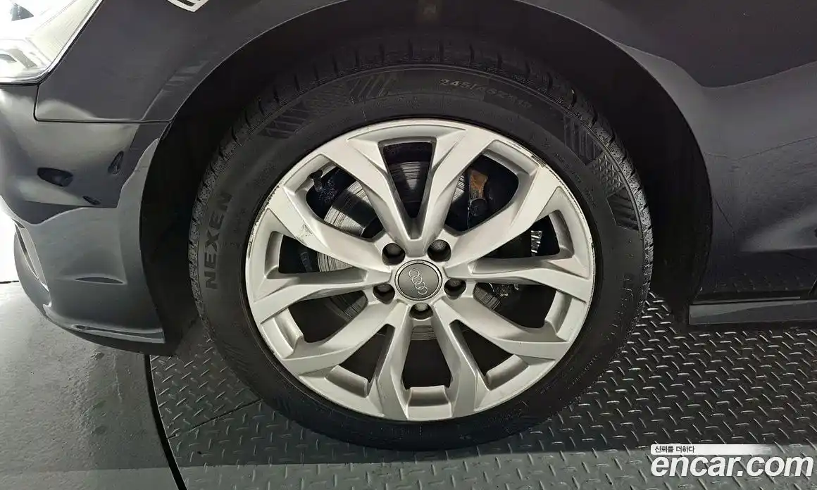 Audi A6 2016 2.0 автомат (гидро), фото 5