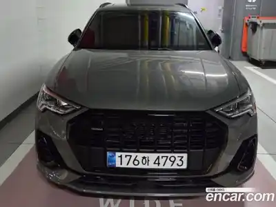 Audi Q3, 2025, 4 947 км