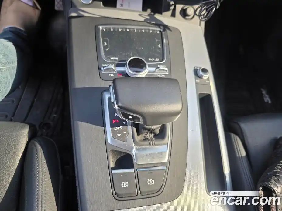 Audi Q5 2020 3.0 автомат (гидро), фото 15