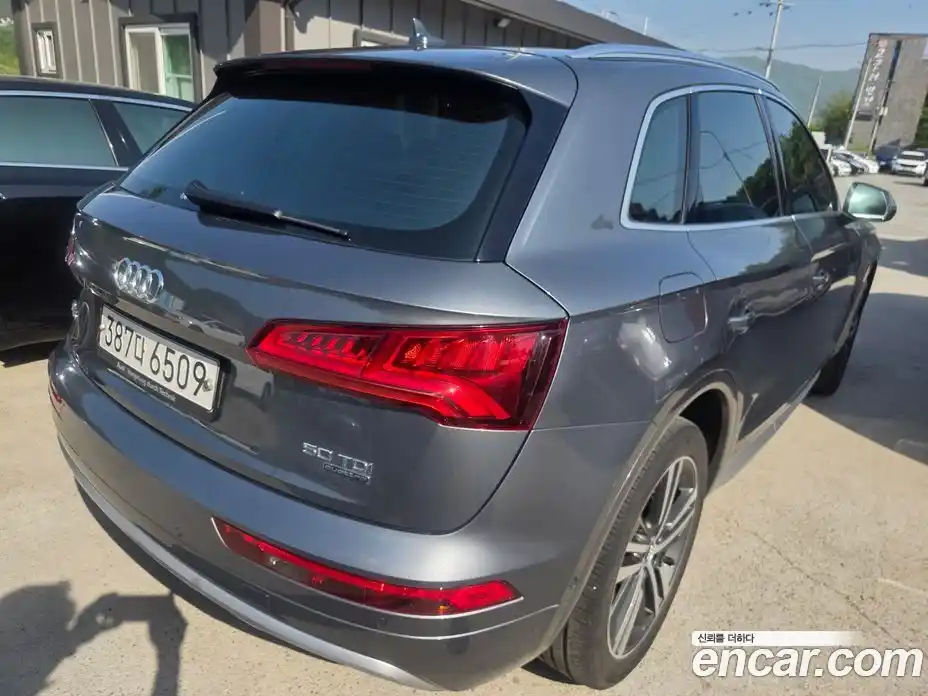Audi Q5 2020 3.0 автомат (гидро), фото 8
