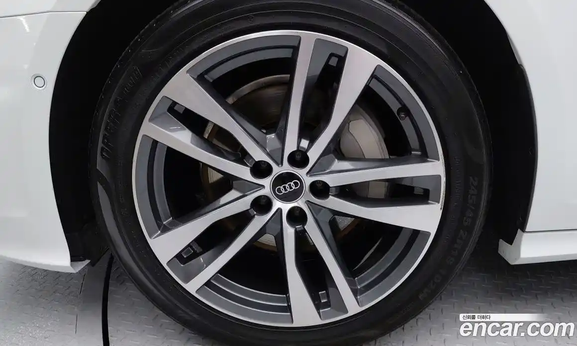 Audi A6 2021 2.0 автомат (гидро), фото 12