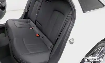 Audi A6 2021 2.0 автомат (гидро), миниатюра 7