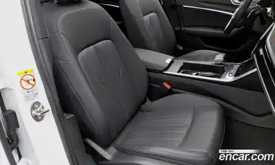 Audi A6 2021 2.0 автомат (гидро), миниатюра 9